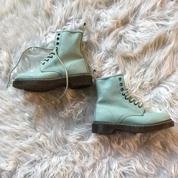 Dr. Martens Shoes - RARE Pearl Pastel Dr. Martens